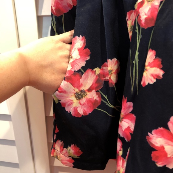 floral romper - Picture 4 of 4